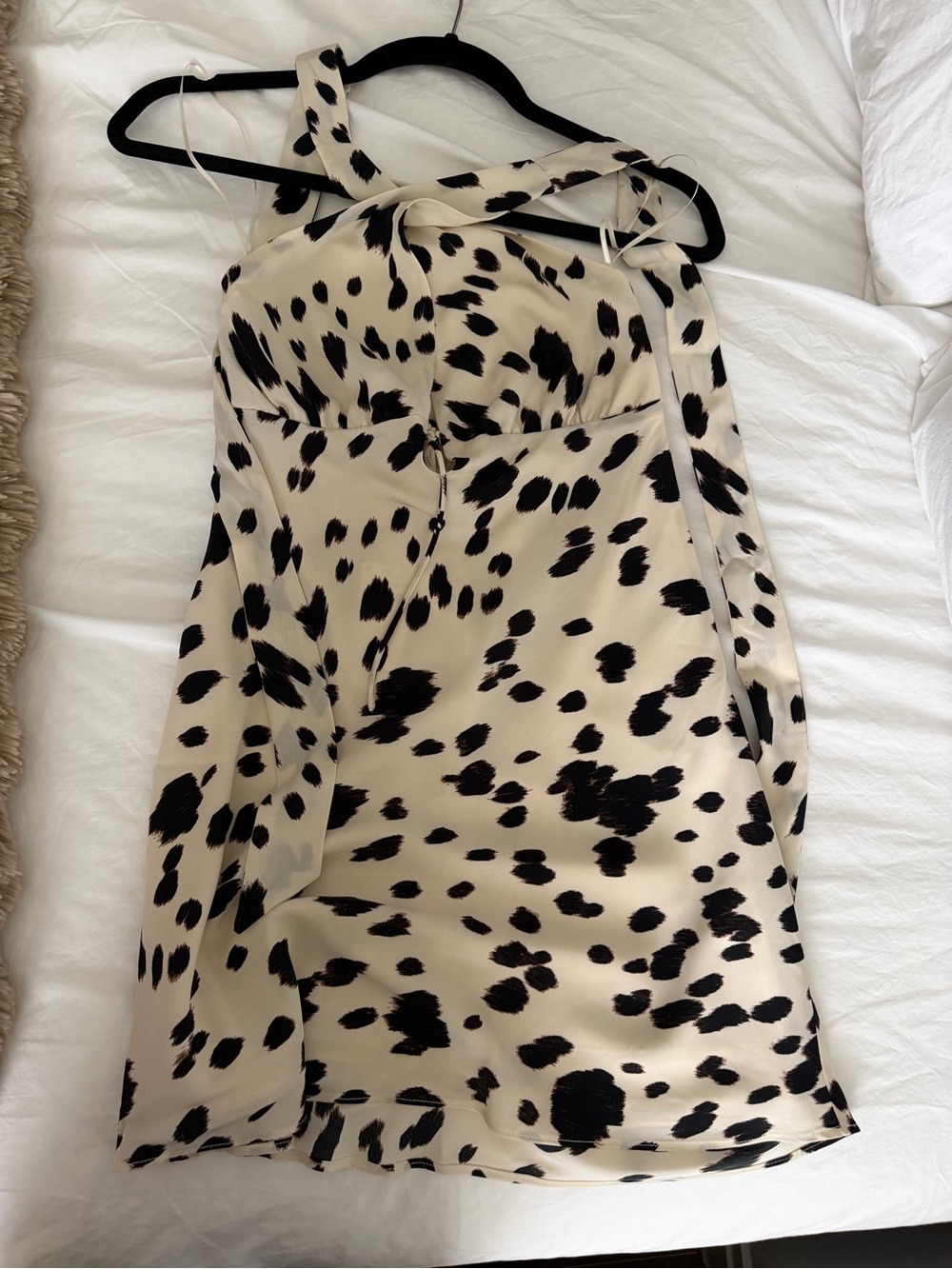 Abercrombie & Fitch Cream and Black Halter Mini Dress - Picture 3 of 4